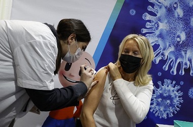 Peneliti Israel: Vaksin Covid-19 Lindungi Ibu Hamil dan Bayinya