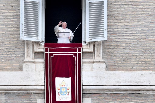 Paus Fransiskus prihatin atas keadaan di Myanmar. Foto: AFP.