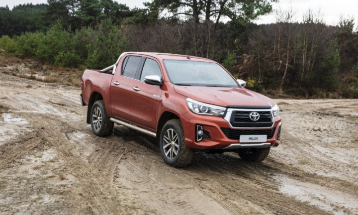 Beda Masalah, Toyota Hilux Produksi 2018 Ikutan Direcall Karena Komponen Ini