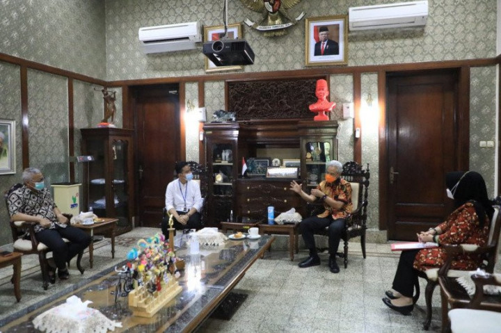 Ganjar Ajak Gibran dan Bupati Sukoharjo Kembangkan Solo Raya