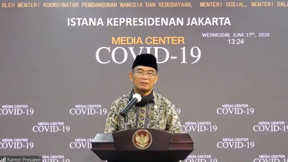 Menteri Koordinator Pembangunan Manusia dan Kebudayaan (Menko PMK) Muhadjir Effendy dalam telekonferensi di Jakarta, Rabu, 17 Juni 2020. Foto: Dok Media Center Covid-19
