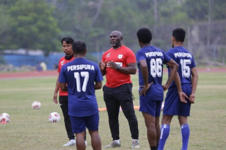 Persipura Minta Pengertian Fans karena Latihan Tertutup