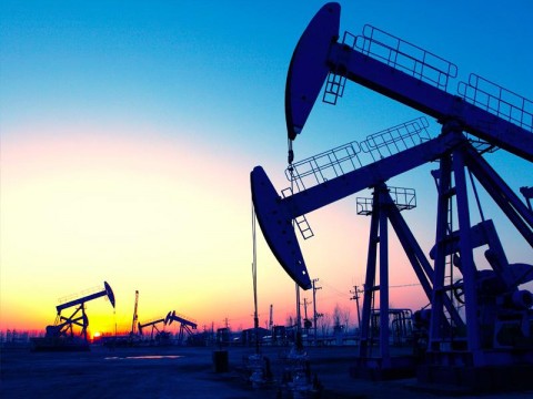 Laba Bersih Merosot, Saudi Aramco Tetap Tebar Dividen USD75 Miliar