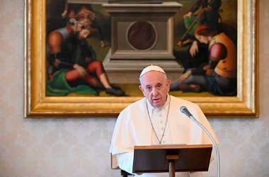 Fransiskus Sebut Mafia di Seluruh Dunia Berusaha Manfaatkan Pandemi
