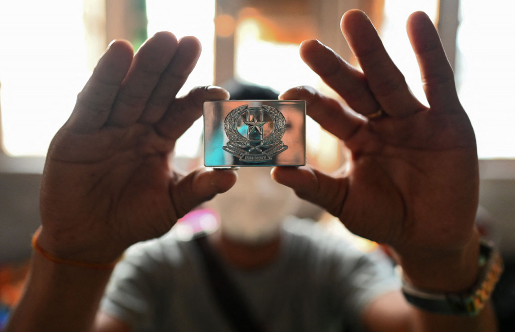 Potret Polisi Myanmar Kabur ke India karena Tolak Kekerasan Junta Militer