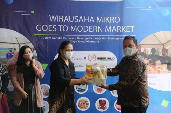 Kemenaker Gelar Bazar Wirausaha Mikro Ciptakan Kesempatan Kerja