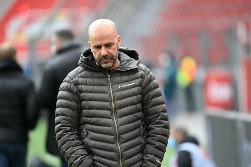 Resmi, Bayer Leverkusen Pecat Pelatih Peter Bosz