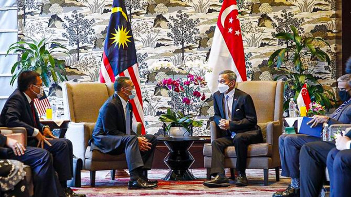 Singapura-Malaysia Berpeluang Saling Akui Sertifikat Vaksin Covid-19