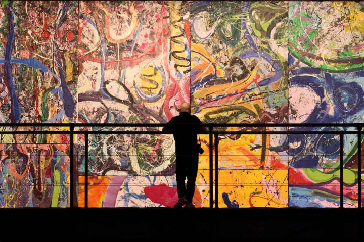 3 Berita Foto Terpopuler: Lukisan Kanvas Terbesar Dunia Dilelang hingga Jokowi Kunjungan Kerja ke Maluku Utara