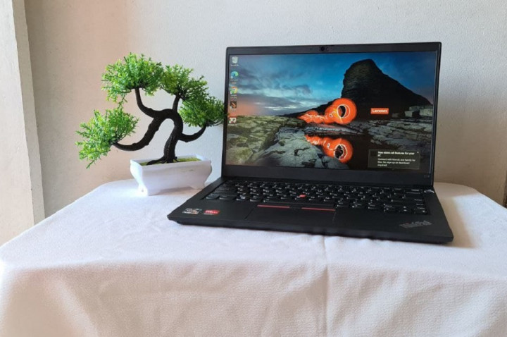 Lenovo ThinkPad E14 AMD Gen 2, Tangguh Bertenaga