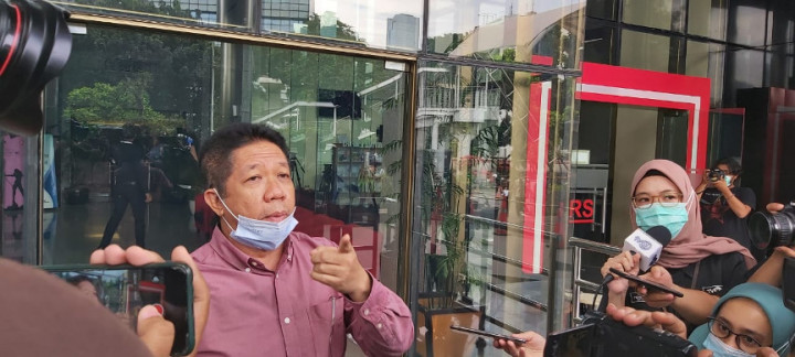 Effendi Gazali Memenuhi Panggilan KPK