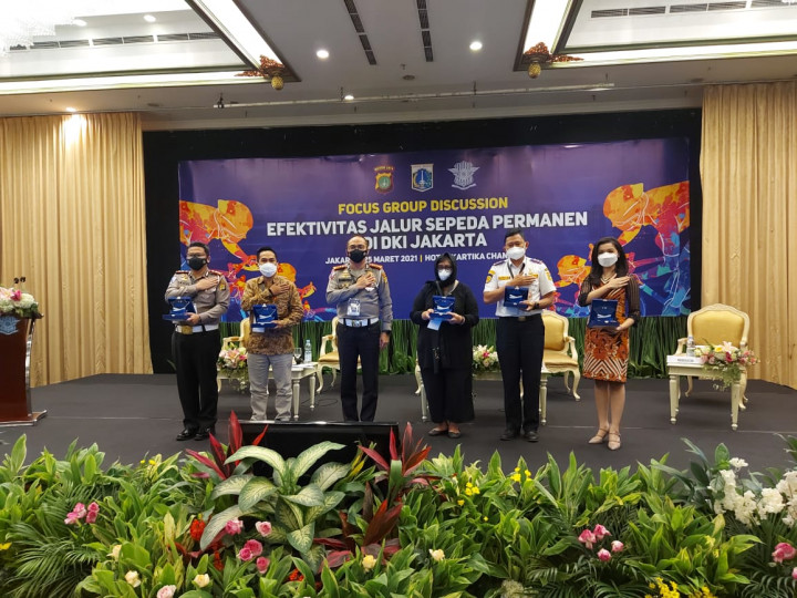 Polisi Bahas Efektivitas Jalur Sepeda Permanen dengan Komunitas Gowes