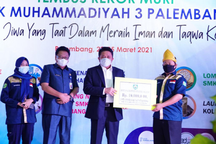 Komitmen Wujudkan Sumsel Religius, Herman Deru Pecahkan Rekor MURI