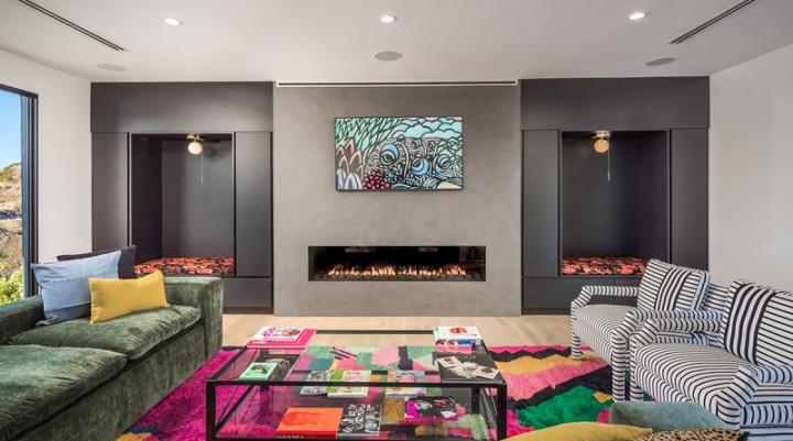 3 Berita Populer Properti, Intip Hunian Baru Gene Simmons hingga Rumah Digital Terjual Rp7,3 Miliar