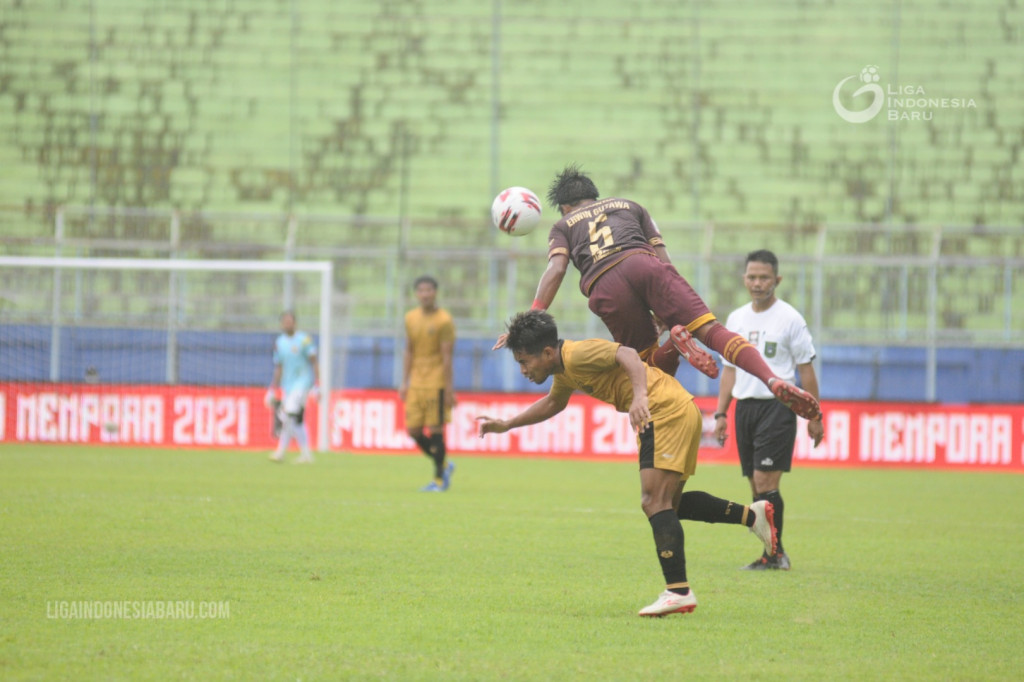 Suasana laga PSM Makassar vs Bhayangkara Solo FC. (Foto: ligaindonesiabaru.com)