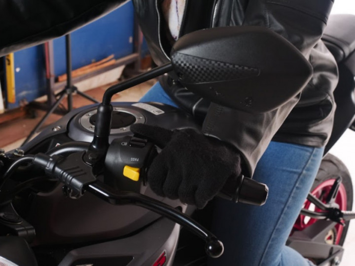 Stang Motor Goyang? Kenali Penyebabnya