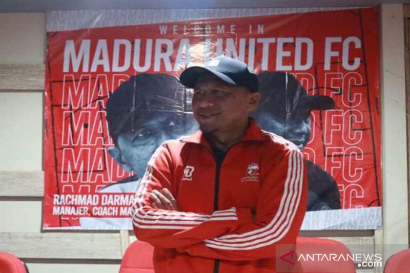 Pelatih Madura United FC Rahmad Darmawan (Abd Aziz)