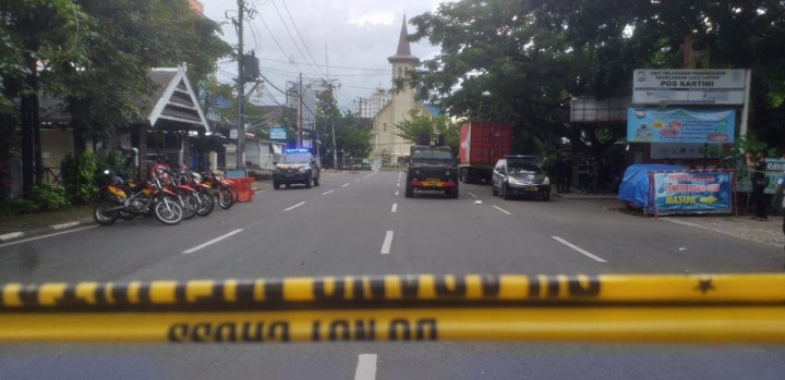 Bom Bunuh Diri di Depan Gereja Katedral Makassar Hingga Siaga 1