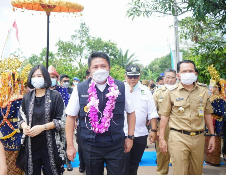 Jalan Mulus, Warga Prabumulih Puji Herman Deru