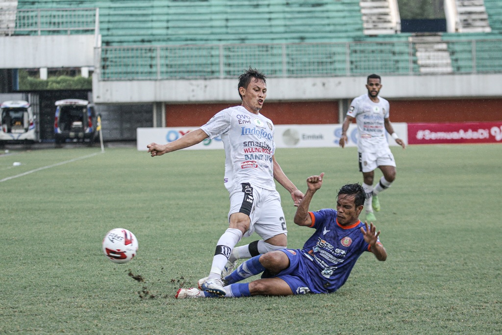 Bali United melawan Persiraja Banda Aceh pada laga kedua penyisihan  grup D Piala Menpora di Stadion Maguwoharjo, Sleman, Senin, 29 Maret 2021. (Foto: Media Ofisial Bali United)