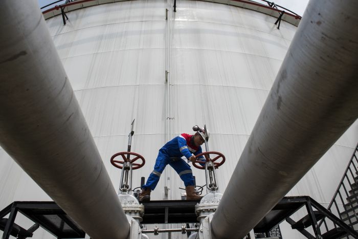 Kebakaran Kilang Balongan Tak Ganggu Produksi Minyak