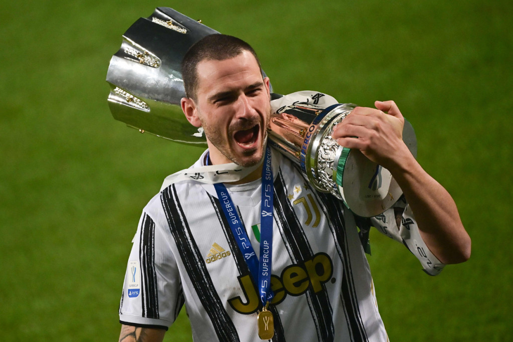 Bonucci dan Demiral Positif Covid-19, Juventus Krisis Bek