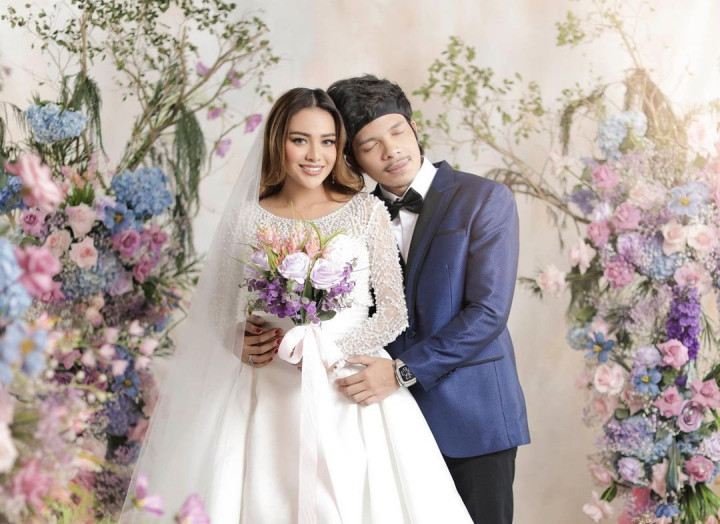 Jokowi dan Prabowo Jadi Saksi, Atta Halilintar Resmi Menikahi Aurel