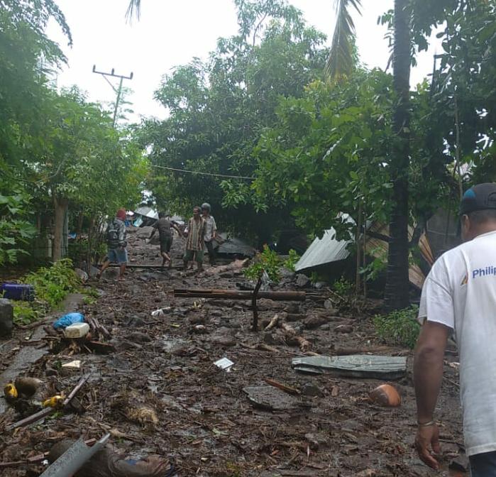 23 Warga Ditemukan Meninggal Pascabanjir Bandang Flores Timur