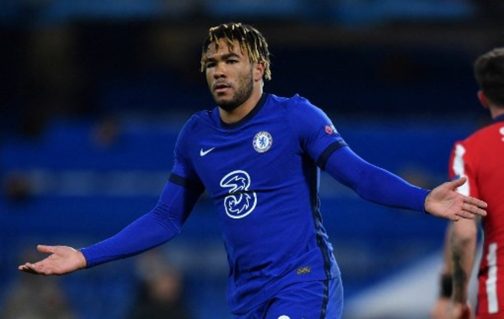 Ekspresi kekecewaan gelandang Chelsea Reece James (Foto: AFP/Ben Stansall)