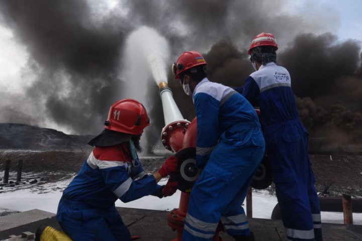 Polda Jabar Periksa 5 Orang terkait Kebakaran Kilang Balongan