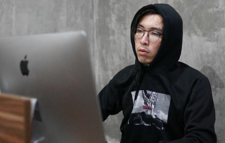 Dokter Tirta Nyinyir Usai Akun Setneg Posting Foto Pernikahan Atta-Aurel