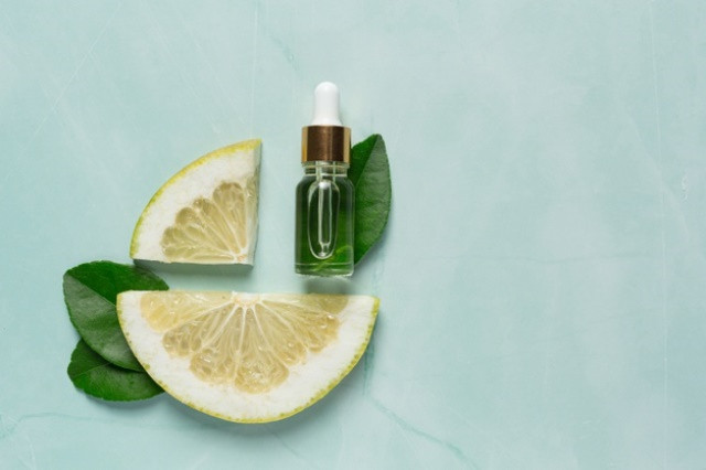 Apakah vitamin C bisa membuat kulit iritasi? Ini kata ahli. (Foto: Ilustrasi/Freepik.com)