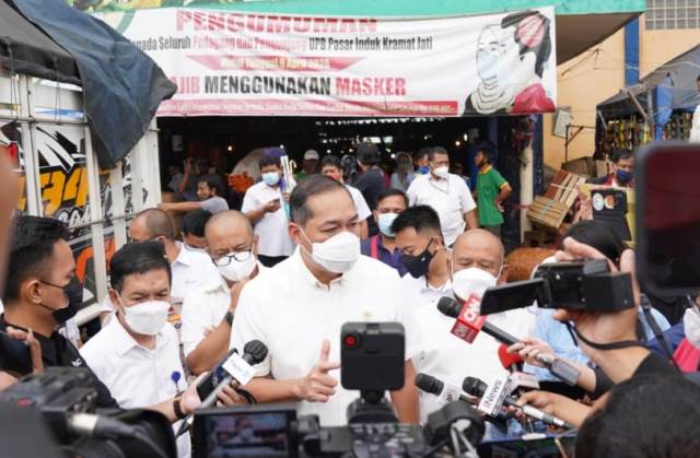 Menteri Perdagangan M Lutfi menyambangi Pasar Induk Kramat Jati - - Foto: dok Kemendag