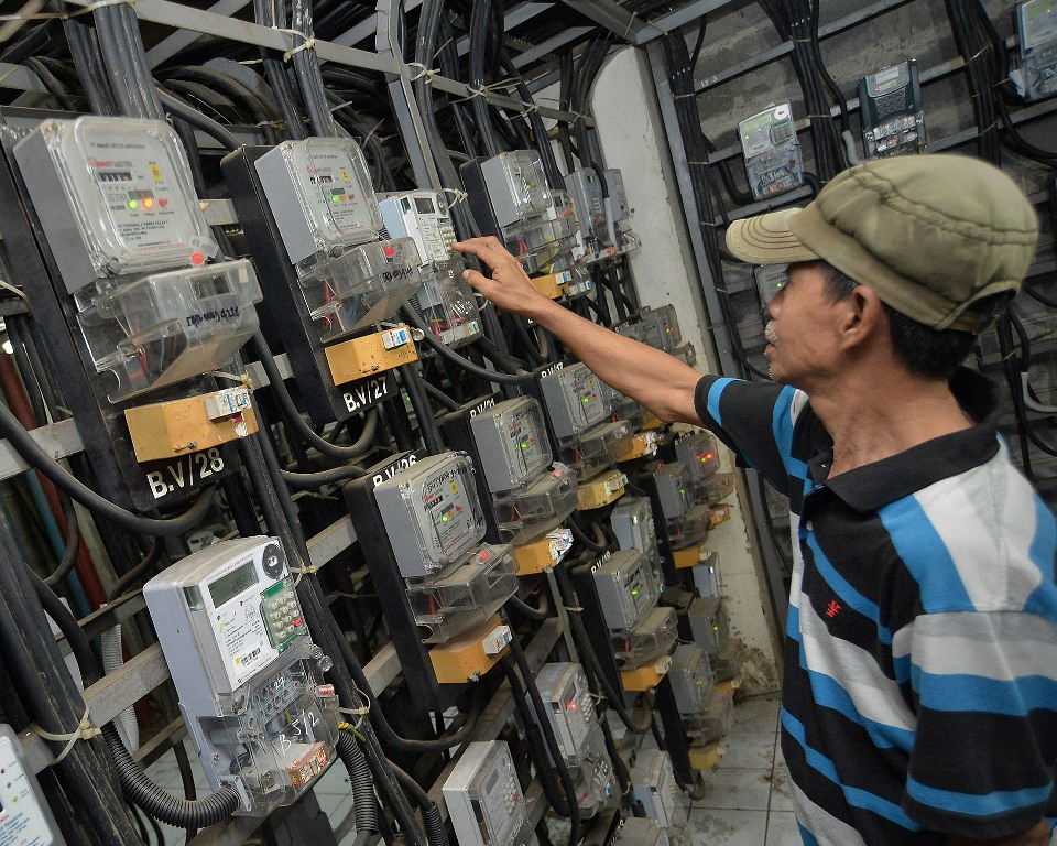 Ilustrasi subsidi tarif listrik - - Foto: Antara/ Yudhi Mahatma