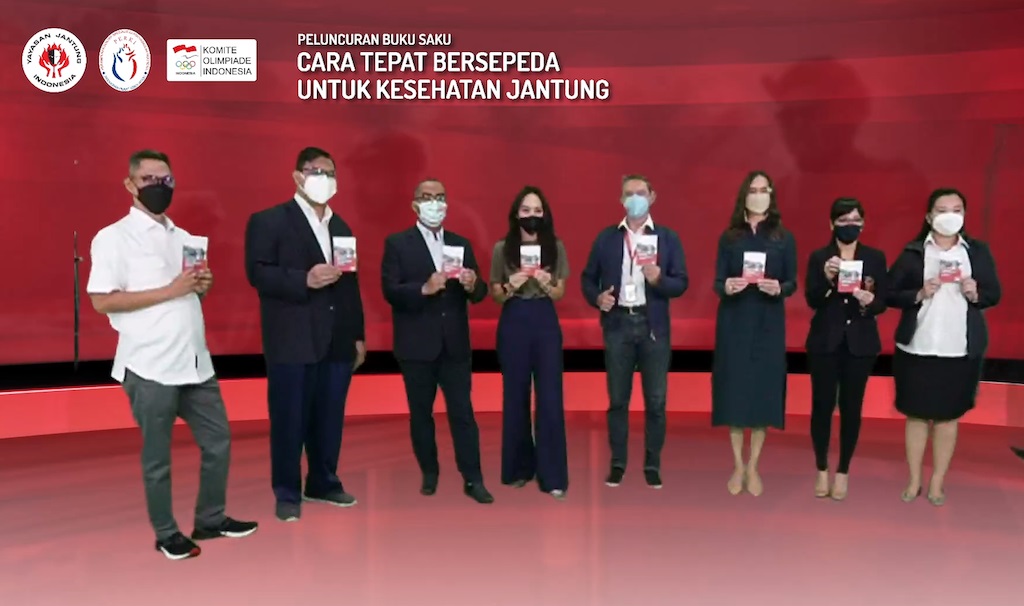 Peluncuran virtual Buku Saku Cara Tepat Bersepeda untuk Kesehatan Jantung (Foto: YJI)