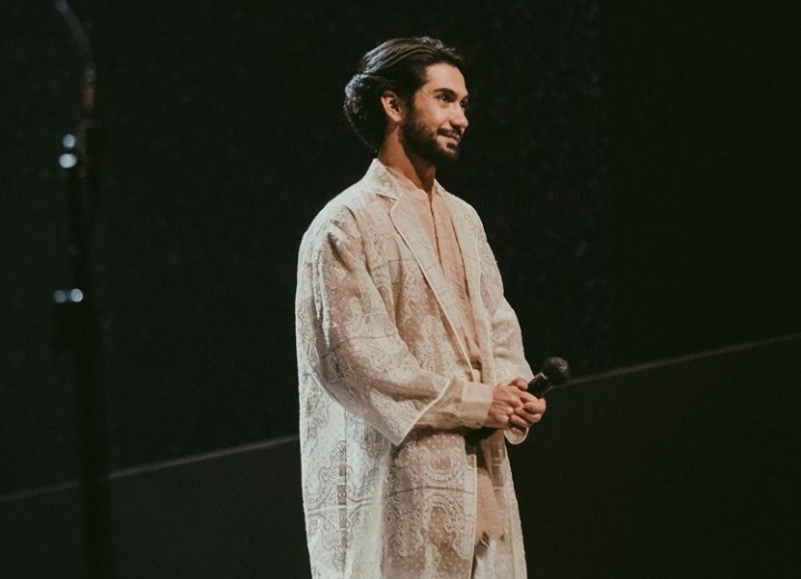 Clubhouse, Satu-satunya Media Sosial Pribadi Reza Rahadian