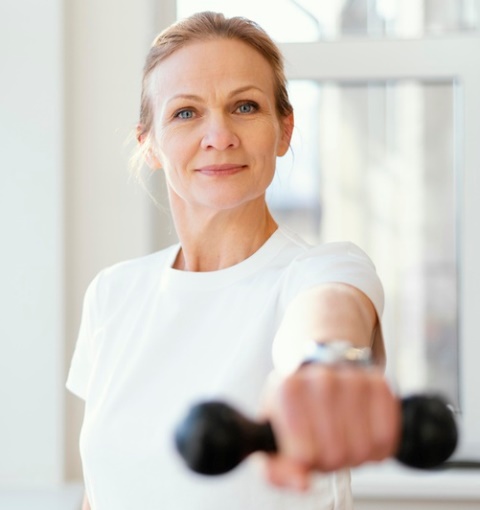 Olahraga yang Aman untuk Perempuan Usia 50-an