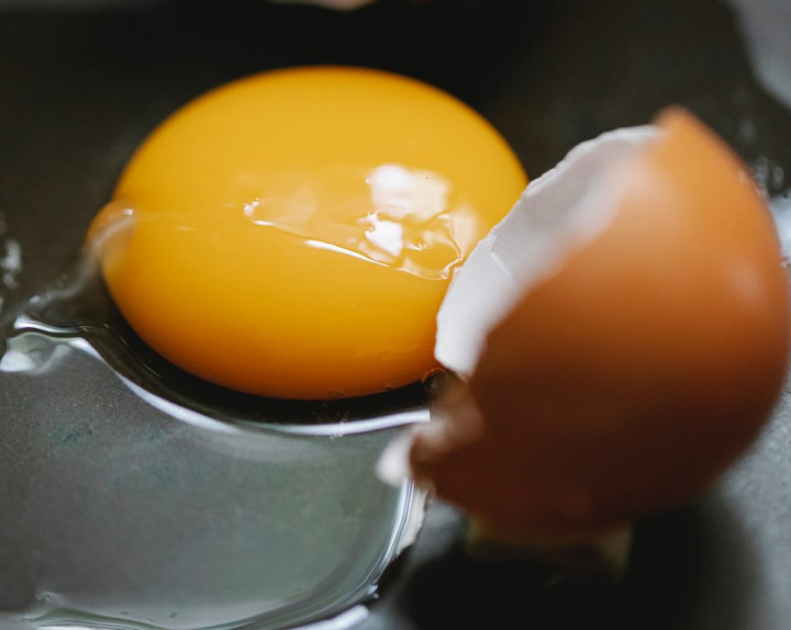 Enggak Cuma Sinar Matahari, Vitamin D Bisa Didapatkan dengan Mengonsumsi 5 Asupan Ini