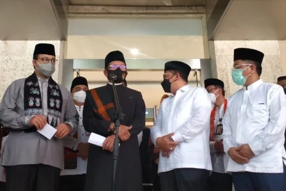 Imam Besar Masjid Istiqlal KH. Nasaruddin Umar (baju hitam). Medcom.id/Zaenal Arifin