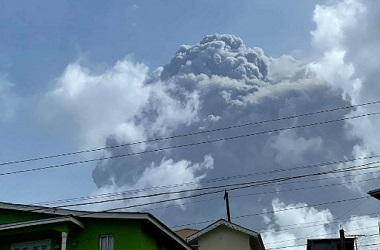 Erupsi Gunung Berapi di St Vincent Karibia Picu Evakuasi Massa