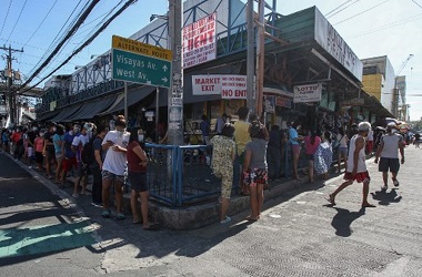 Filipina Longgarkan Lockdown Meski Kasus Covid-19 Masih Tinggi