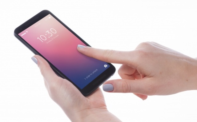 3 Keuntungan Gunakan Mode Gelap di Smartphone