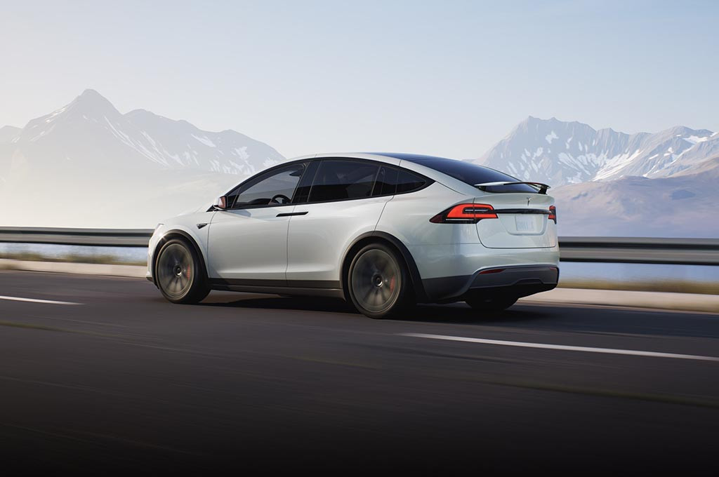 Tesla Model X. Tesla