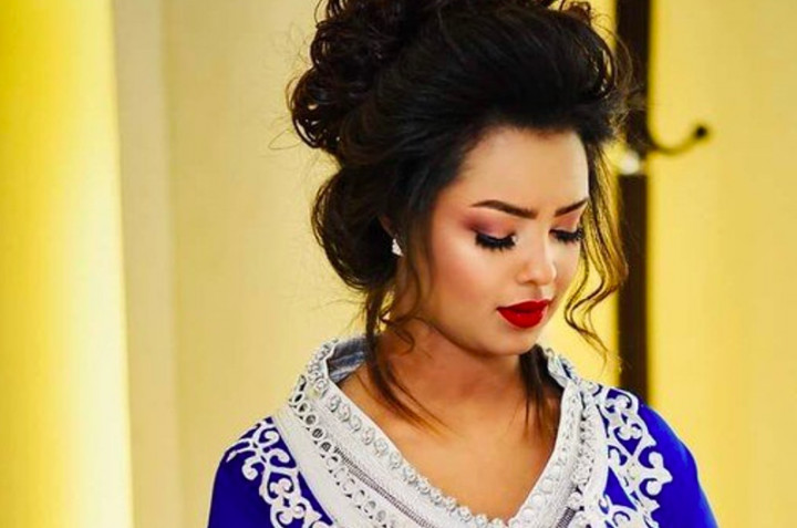 Berpose Tanpa Jilbab, Pemberontak Houthi Culik Model Yaman