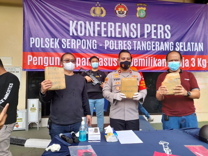 Mahasiswa Merangkap Bandar Ganja Ditangkap Polisi