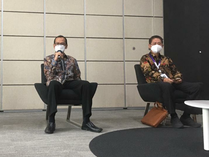Dirjen Dikti Kemendikbud Nizam (kiri) dan Ketua Pelaksana LTMPT Budi Prasetyo (kanan). Foto: Medcom.id/Ilham Pratama Putra.