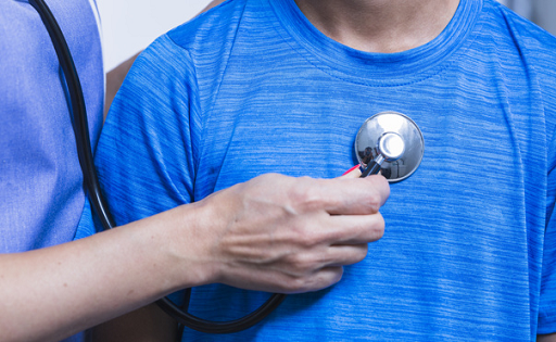 7 Tanda Awal Orang Tua Membutuhkan Pemeriksaan Jantung