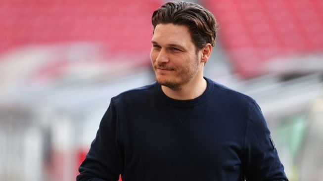 Pelatih Dortmund Keluhkan Keputusan Wasit