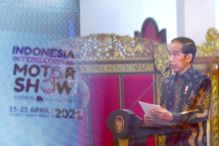 Pameran Otomotif Digelar, Jokowi: Gas & Rem