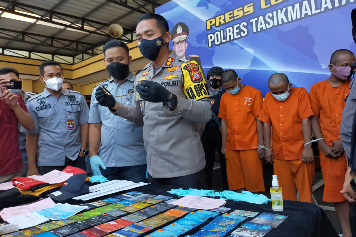 Komplotan Pembobol ATM di Tasikmalaya Kuras Uang Korban Rp467 Juta